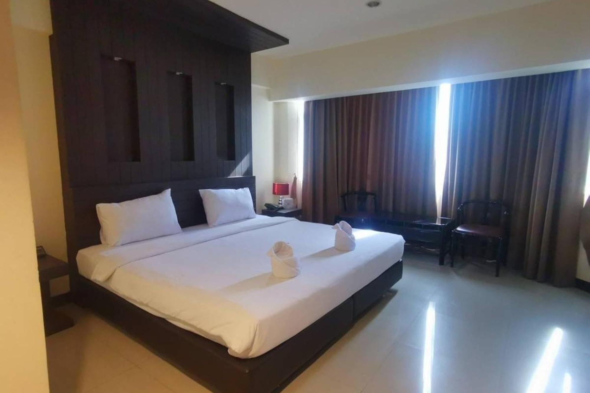 Suncity Hotel Pattaya Esterno foto