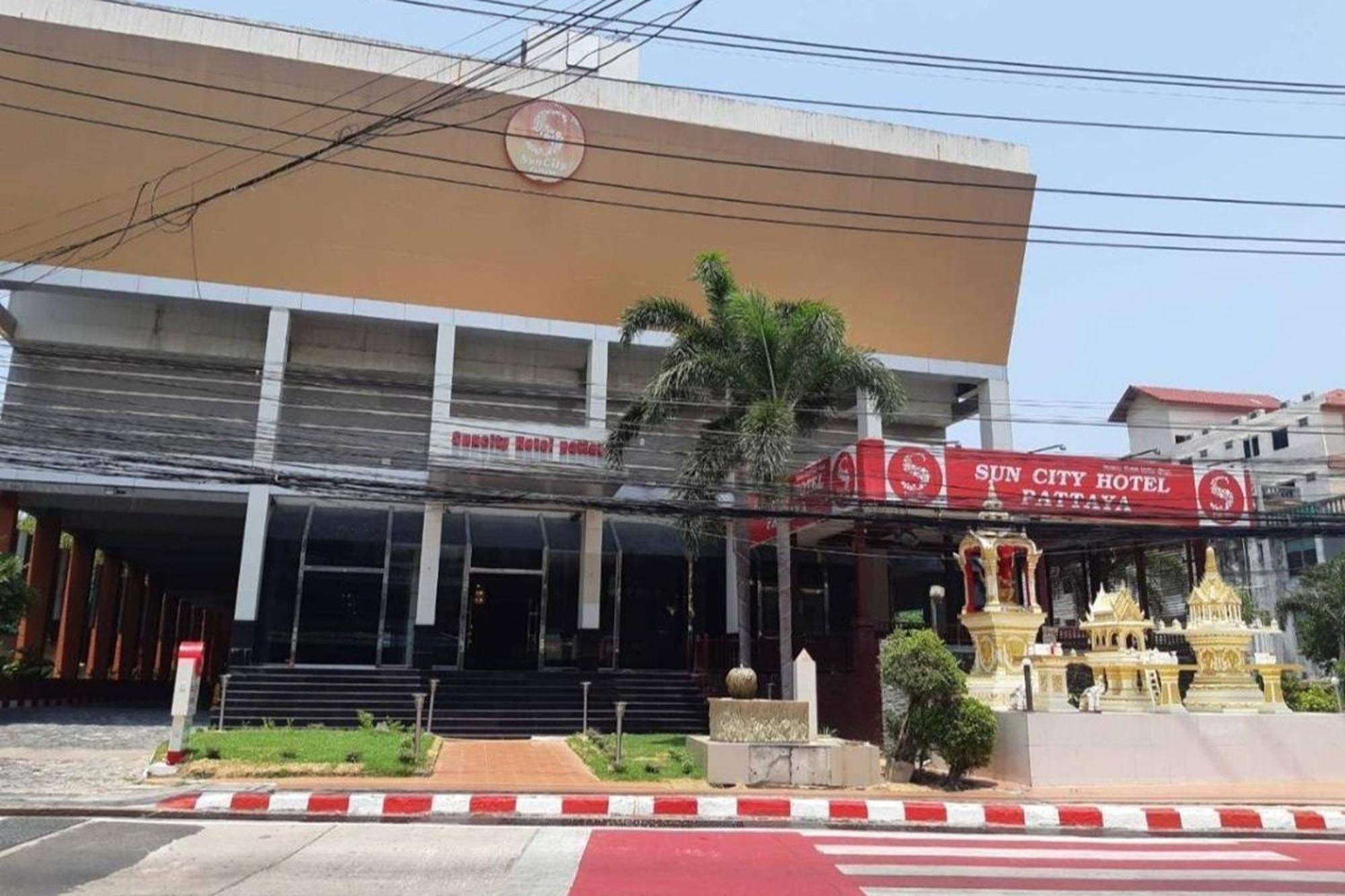 Suncity Hotel Pattaya Esterno foto